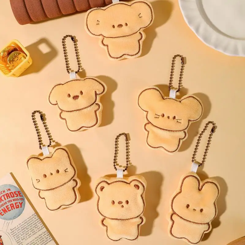 1/2 pièces mignon dessin animé Simulation Biscuit ours en peluche pendentif porte-clés Kawaii peluche poupée sac à dos pendentif accessoires décoratifs
