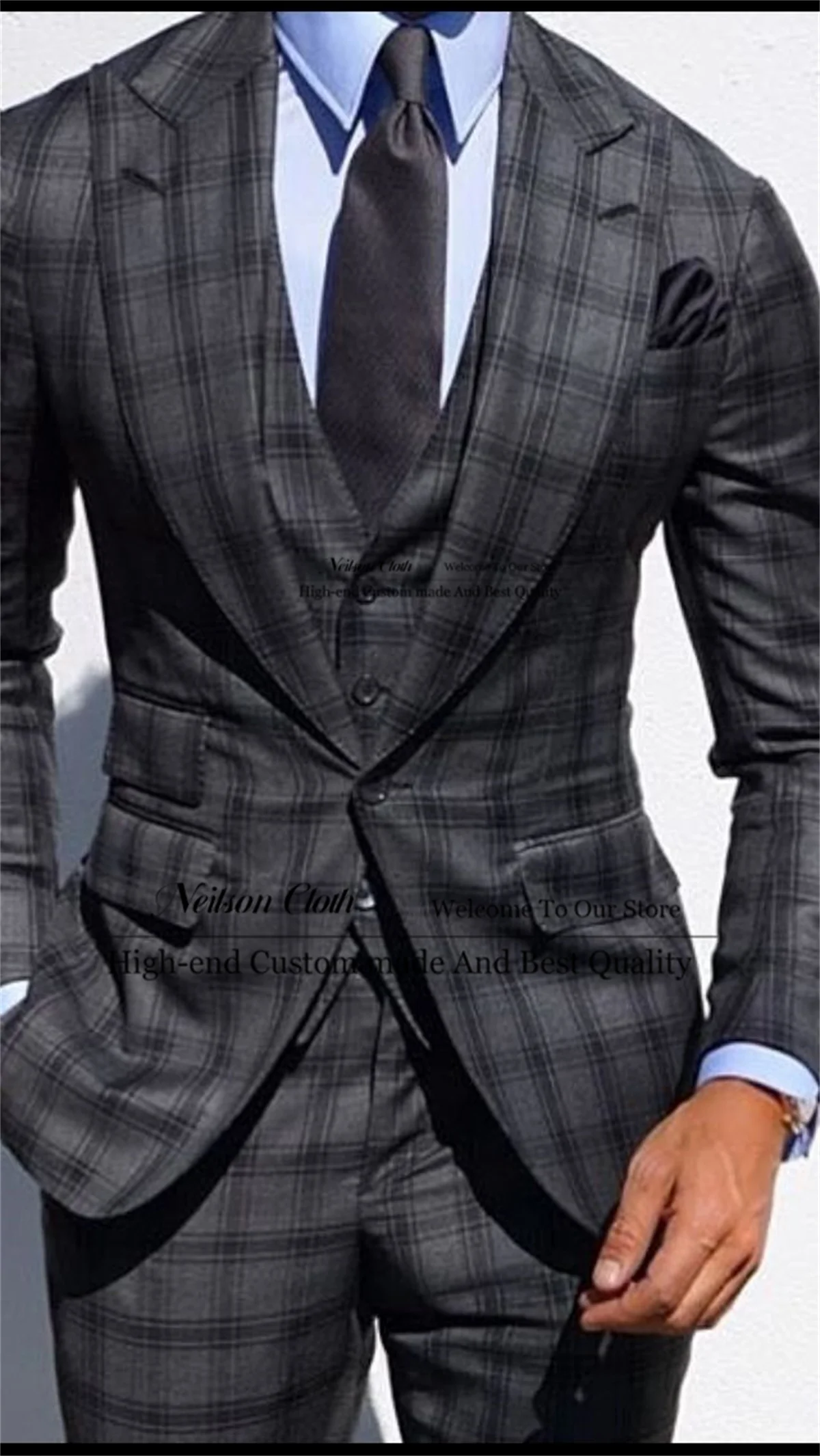 

Plaid One Button Male Prom Blazers 3 Pieces Sets Black Groom Wedding Tuxedos Customized Peaked Lapel Business Costume Homme