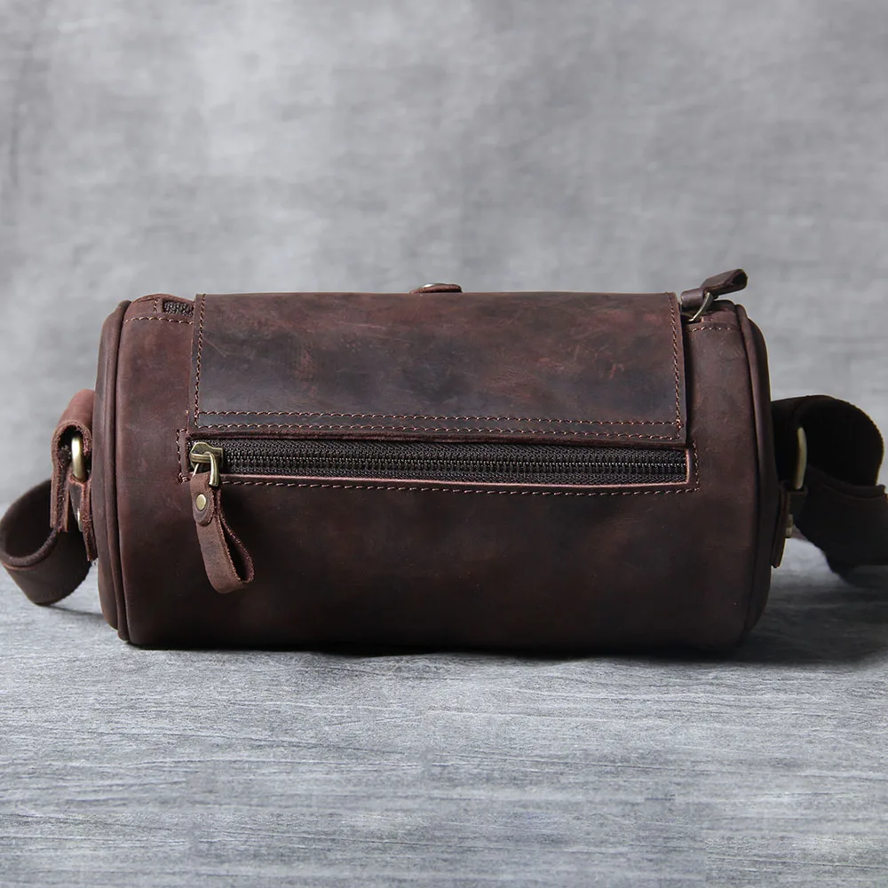 S.WORKER Echtleder Herren Umhängetasche, Bucket Bag, Vollnarbig, Trendige Casual Crossbody-Tasche, Mini-Umhängetasche für Handy & Schlüssel – Detail 9