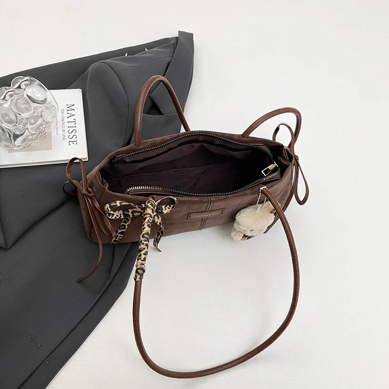 العصرية والمتطورة الرجعية ليوبارد طباعة حقيبة يد للنساء 2025 وصول جديد تنوعا حقيبة كتف سعة كبيرة حقيبة فرنسية