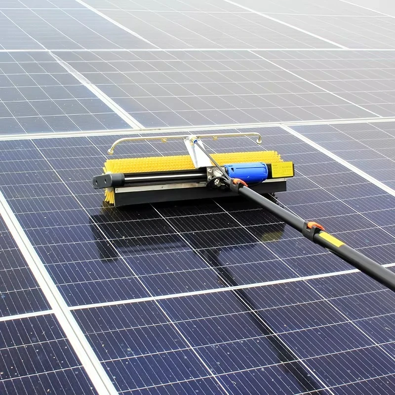 

D1 Roof Photovoltaic Solar Panel Cleaning Robot Rechargeable with 600mm Brush Head and Telescopic Rod (3.6m-15m Expansion)