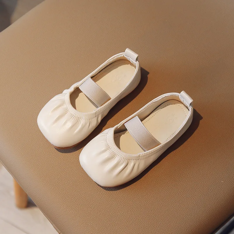 Girls Shoe 2023Summer New Girls Fashion Leather Shoe Super Soft Top Soft Sole Kids Shoe Allmatch Princess Shoesтуфли для девочки