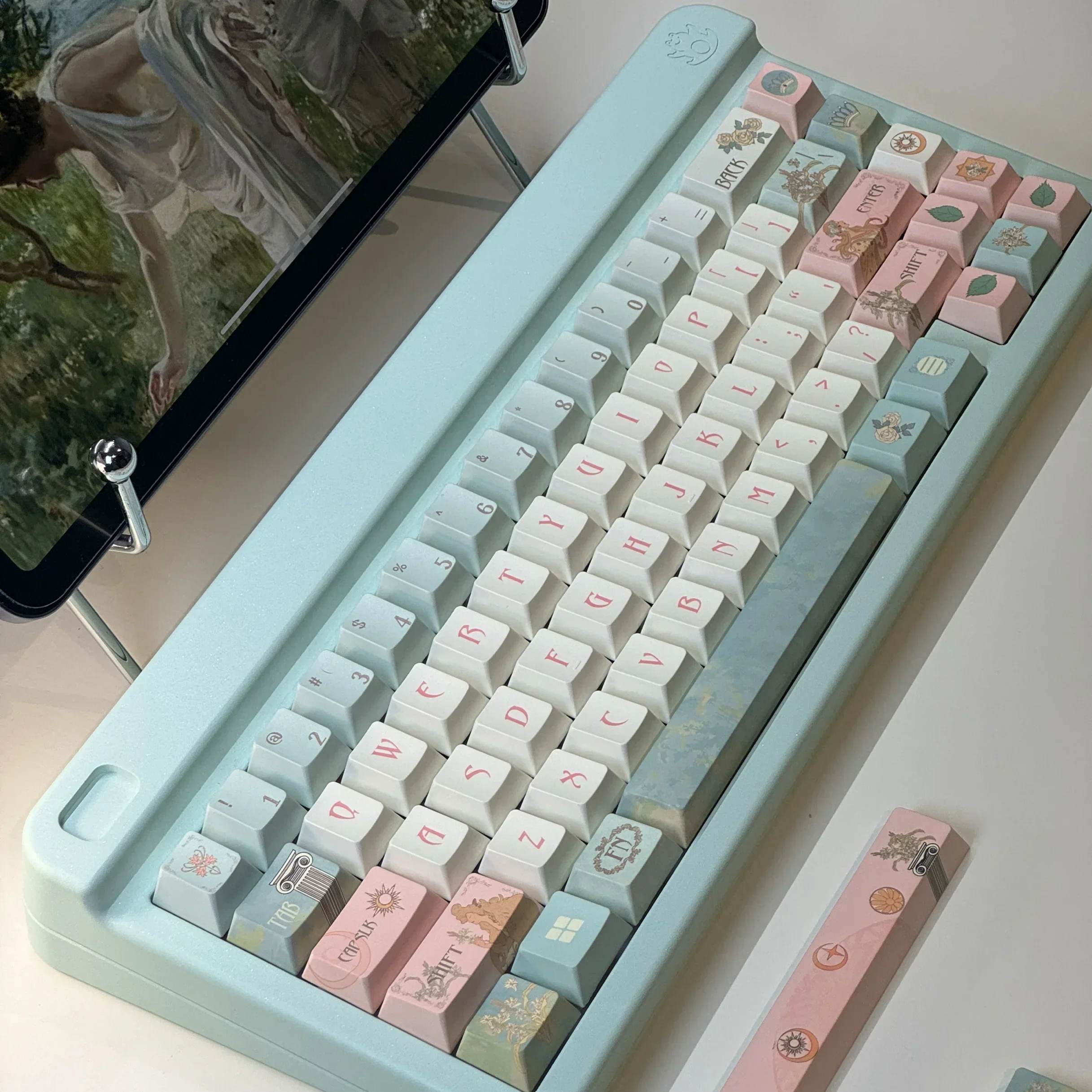 

Keycap Cherry 132 Key Muxia Theme Eternal Muse Keycap 2.25U/7U Alice Layout Retro Green And White French Style Keycaps