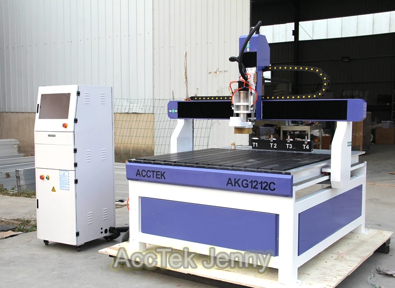 済南AccTek Atc CNCルーター 1200 * 1200mm 小型木工CNC彫刻機 リニア4個ATC CNCルーター 小型企業向け