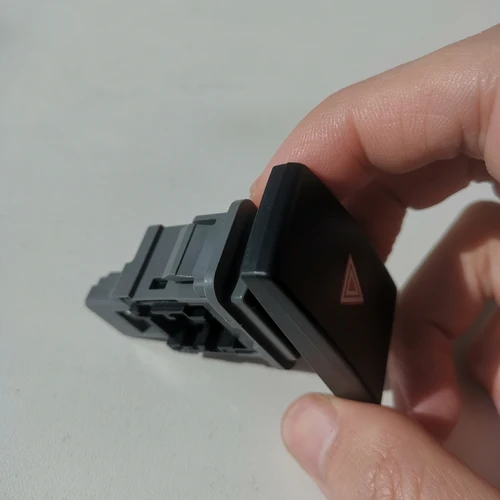 Imagen 2 del producto Interruptor de alarma, interruptor intermitente doble, salida de aire acondicionado, ventilación para Toyota Yaris vios 2014-2021