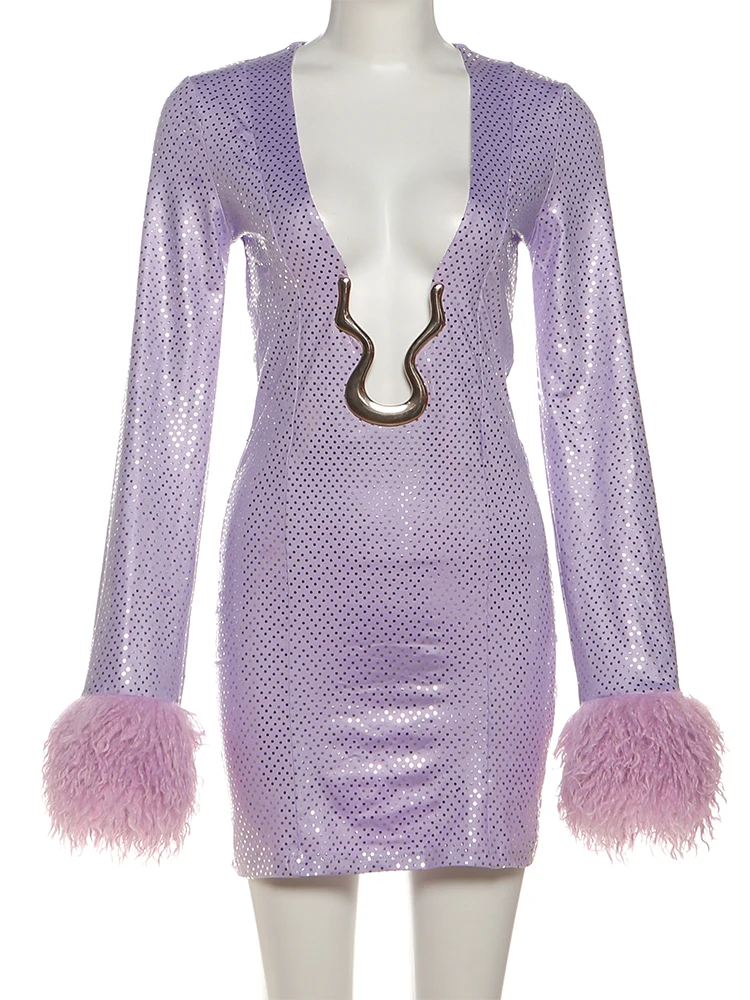 ชุดเดรสปักเลื่อมเซ็กซี่แบบแปลกตาสำหรับผู้หญิง แต่งขนปะติด ทรงไม่สมมาตร คอต่ำ ประดับโลหะ เหมาะสำหรับคริสต์มาส วันเกิด ผ้าสเตรช กระชับรูปร่าง