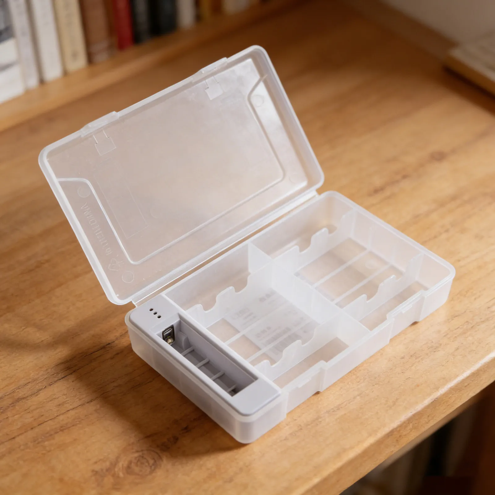 Battery Organizer Storage Box Aa Aaa Moistureproof Dustproof Portable Case with Tester for Household Batteries Storage Organizer