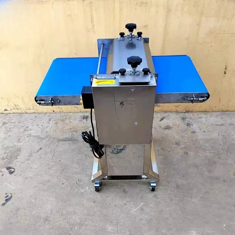 Flower cutters for squid and shrimp FACTORY