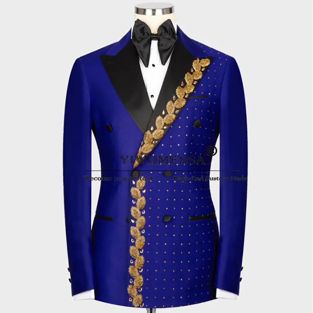 

Royal Blue Wedding Suits For Men Gold Appliques Beaded Laepl Jacket With Black Pants 2 Pieces Groom Tuxedos Terno Masculino 2024