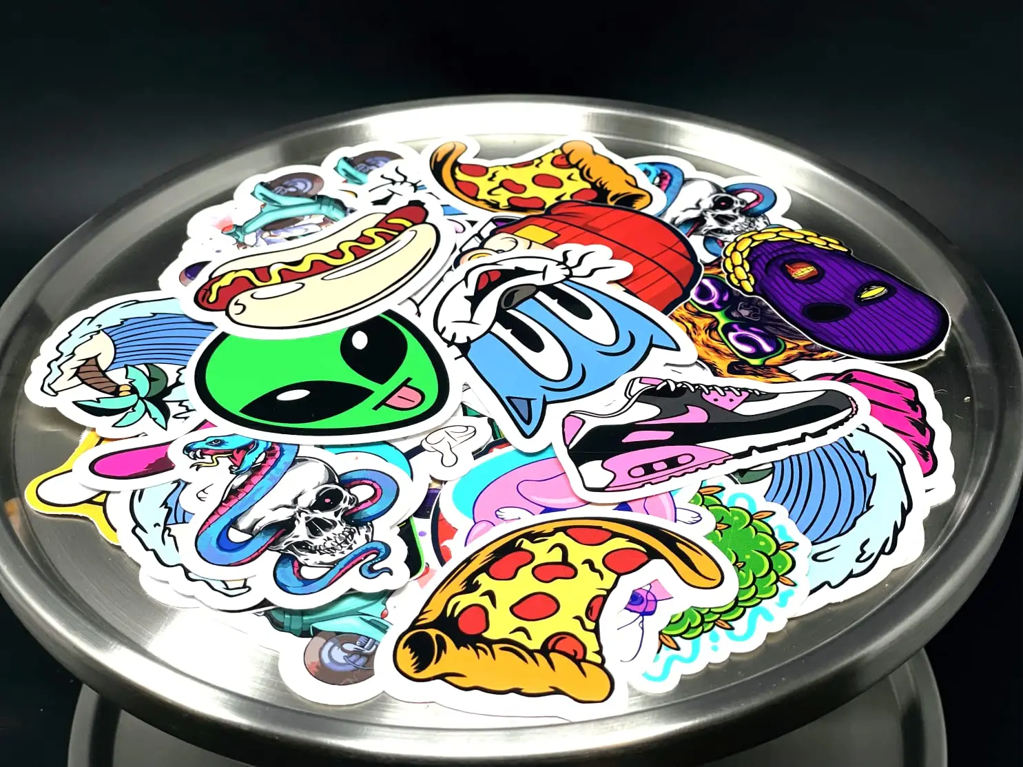 UV Resist Weatherproof Self-Adhesive Label Printing Durable Waterproof Custom PVC Vinyl Sticker Die Cut Logo Custom Stickers