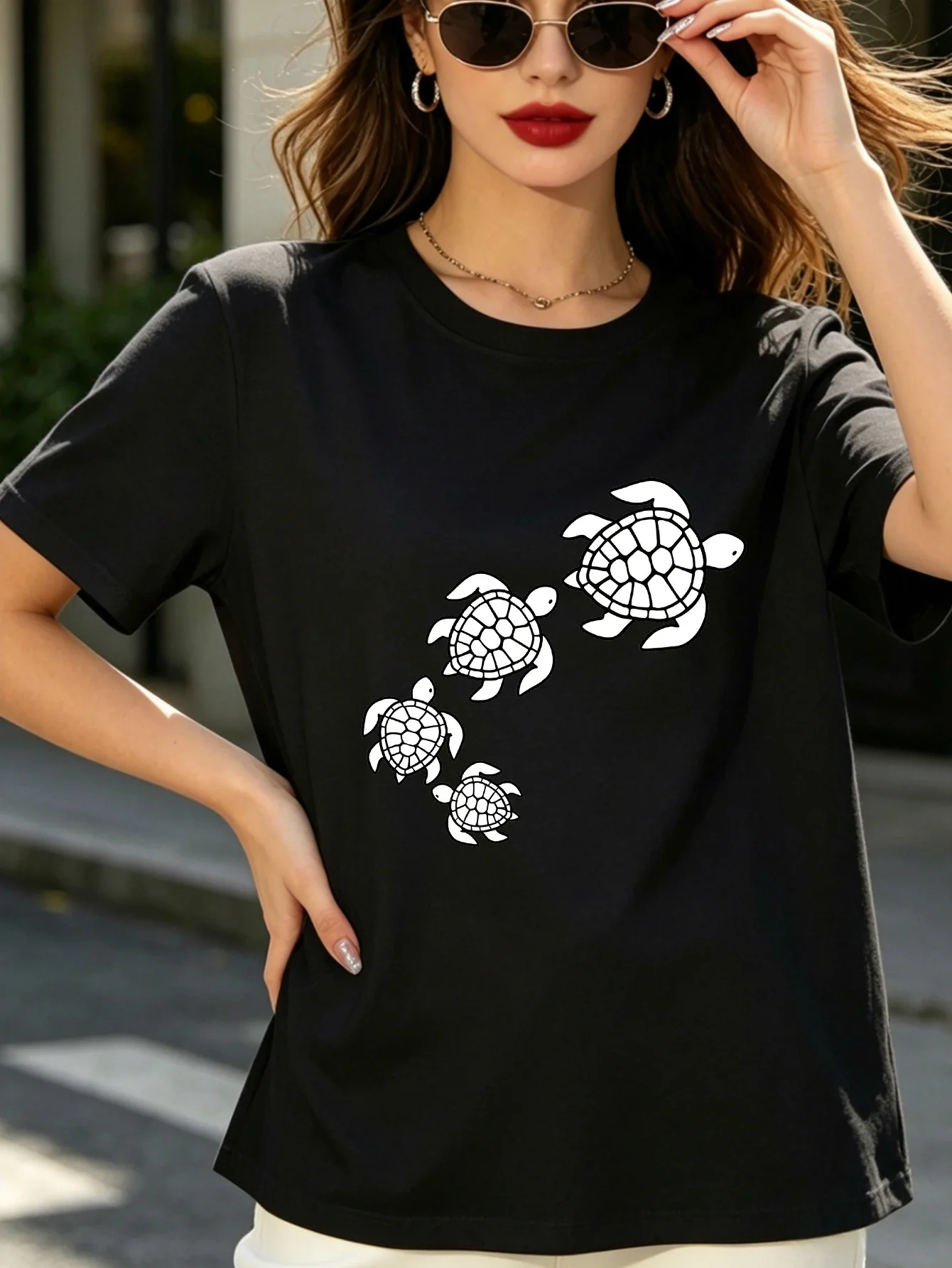 Women Crew Neck Tee Sea Turtles Line Graphic Print Short Sleeve Loose Ladies Summer Soft Cotton Plus Size Casual Street Top