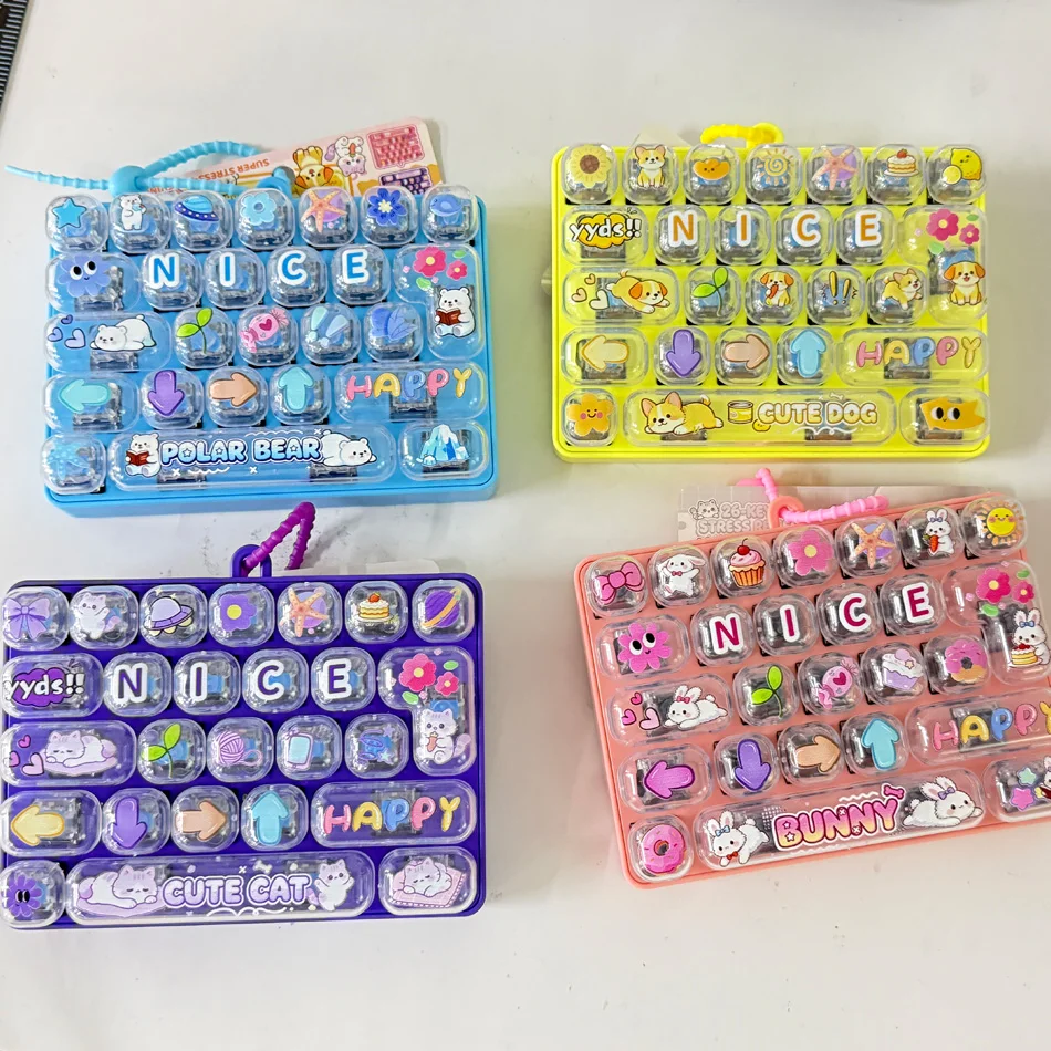 26-Key Fidget Button Keychain, Cute Decompression Toy & Bag Hanging Ornament, Fun Stress Relief Pendant for Children