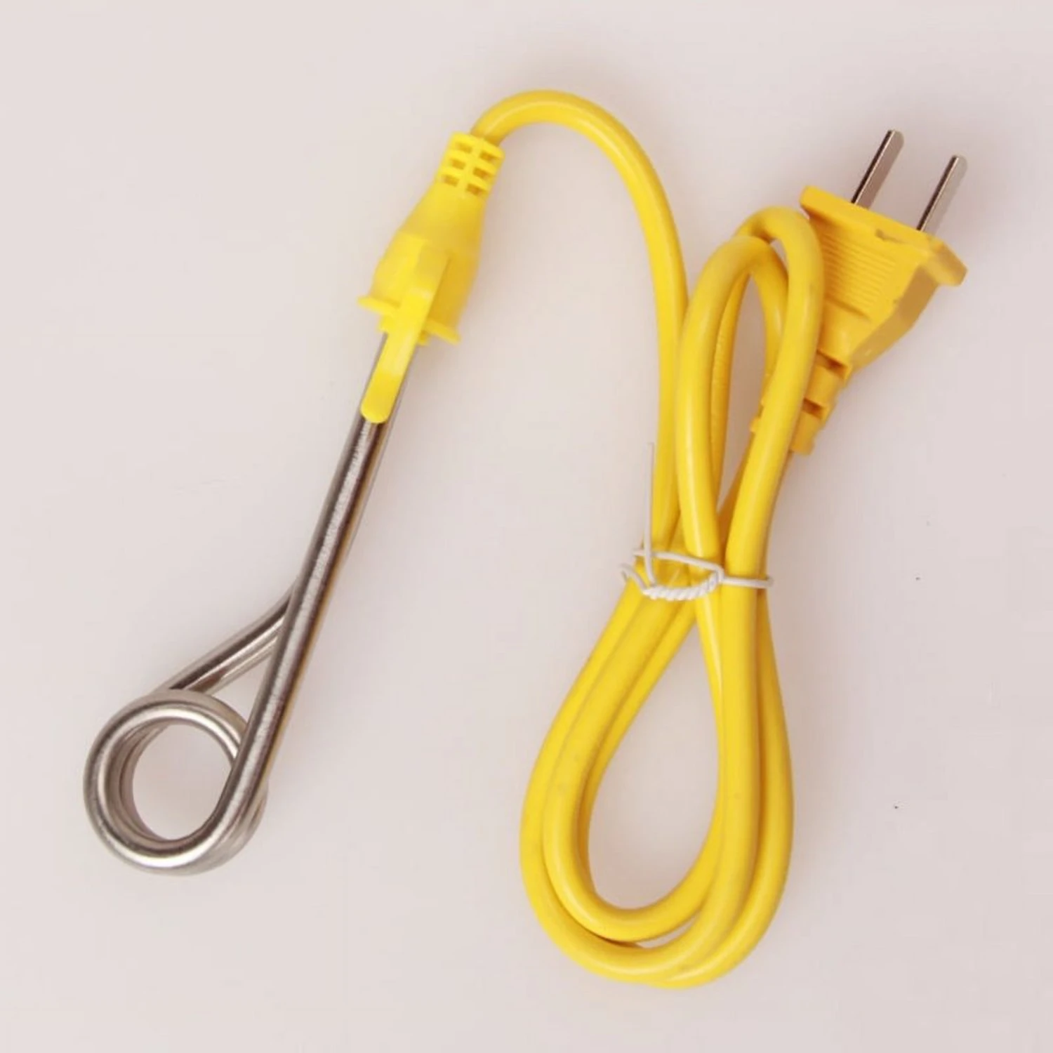 سخان مياه كهربي 600 واط الغمر عنصر التدفئة المرجل للسفر المنزل مكتب عنبر جهاز تدفئة القدمين سخان المحمولة