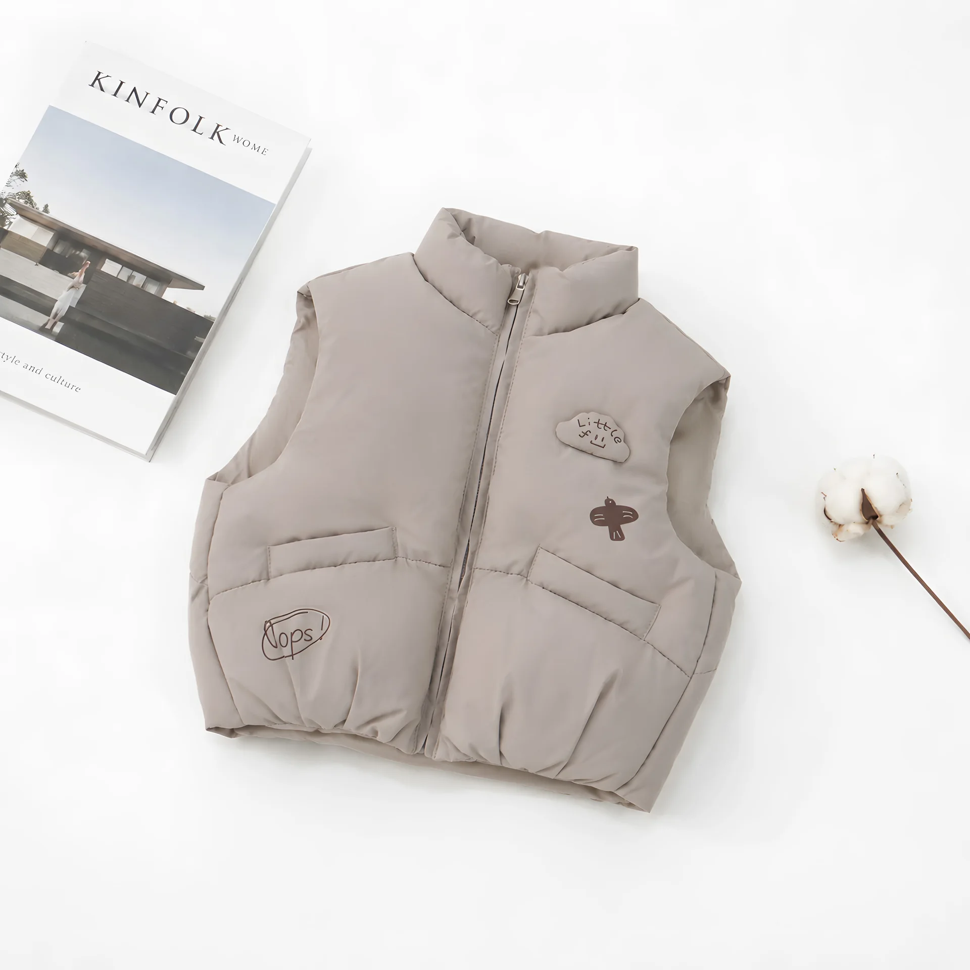 Waistcoat  Autumn and Winter New Childrens Clothing Korean Boys and Girls Fashion Thick Vertical Collar Cotton Waistcoat  789