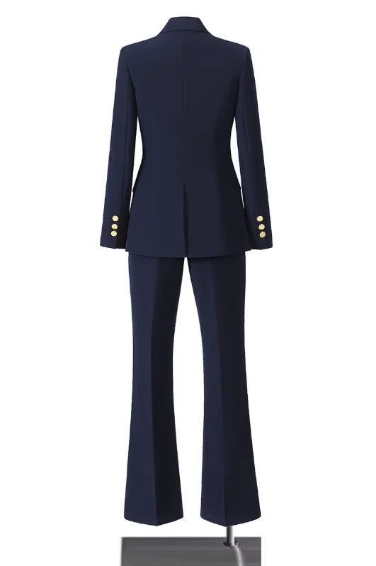New‑style women's professional pants suit, simple commuting style, elegant, fashionable and slim‑fit workplace outfit for women
