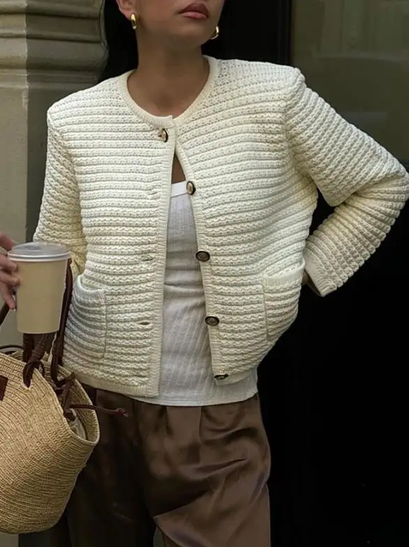 

Women's Clothing 2025 Autumn Winter Vacation Fashion Long Sleeved Button Down Shirt Sweater Commuting Retro Elegant Sweater