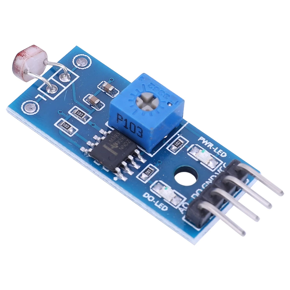 4Pin Light Detection 3.5V-5V LM393 Sensitivity Light Sensor Module Light Detector Board for Arduino DIY Kit