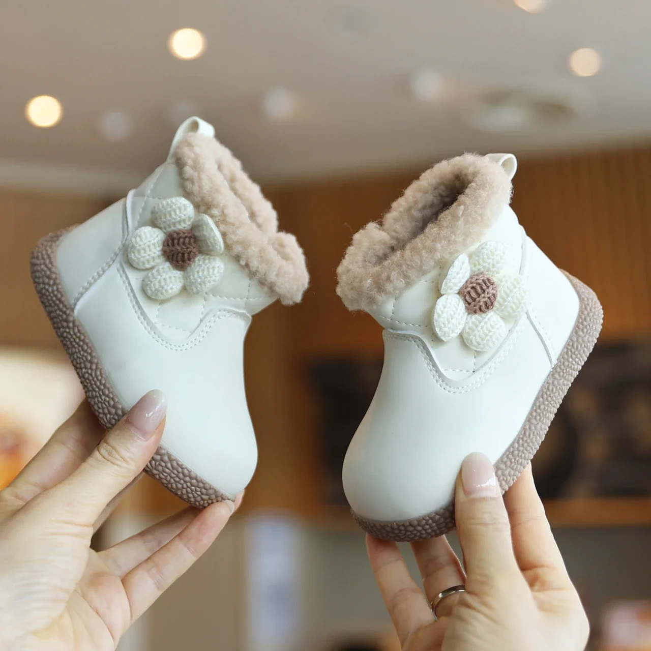 Little Girls Warm Fleece‑Lined Ankle Boots Cute Flower Decor Waterproof PU Non‑Slip Toddler Winter Boots