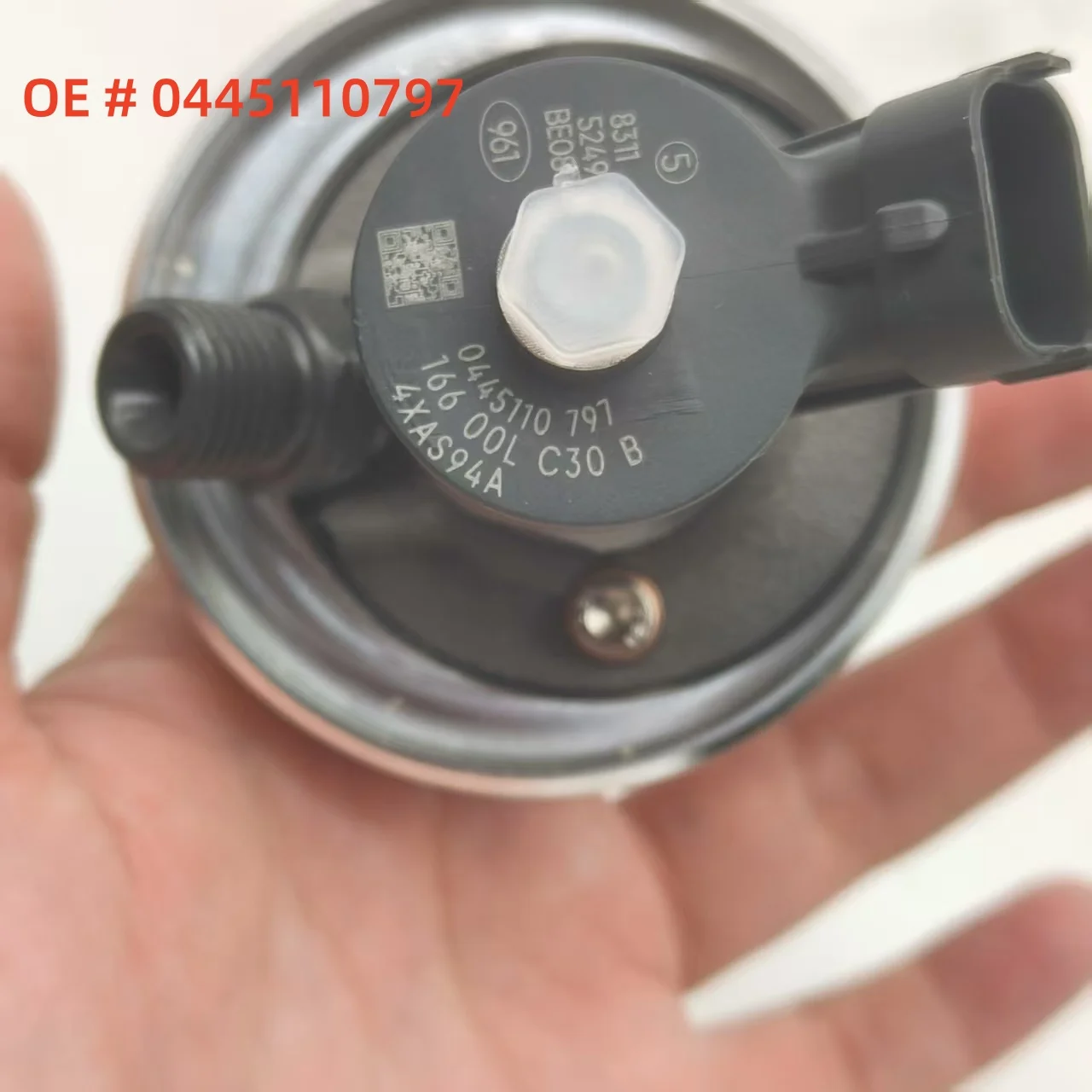

0445110797 0445110856 0445110433 16600-LC30A 16600-LC30B 16600-LC30C GENUINE DIESEL INJECTOR for BOSCH NISSAN Renault