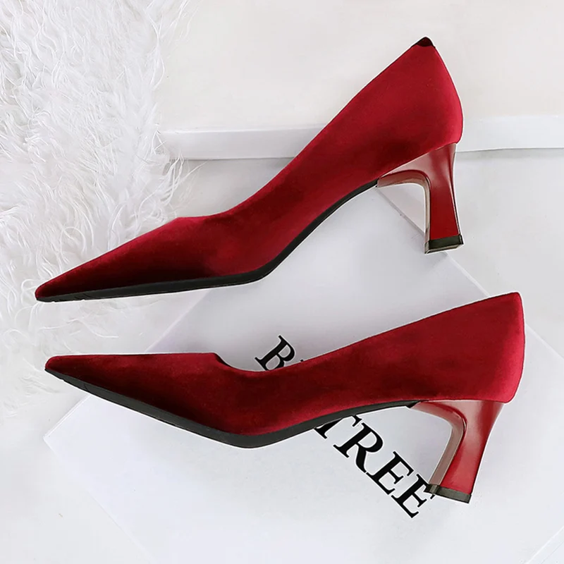 Women New Glam Velvet  6cm High Block Heels Pumps Lady Trendy Royal Blue Banquet Dress Shoes Female Elegant Pointed Toe Shoes view 3