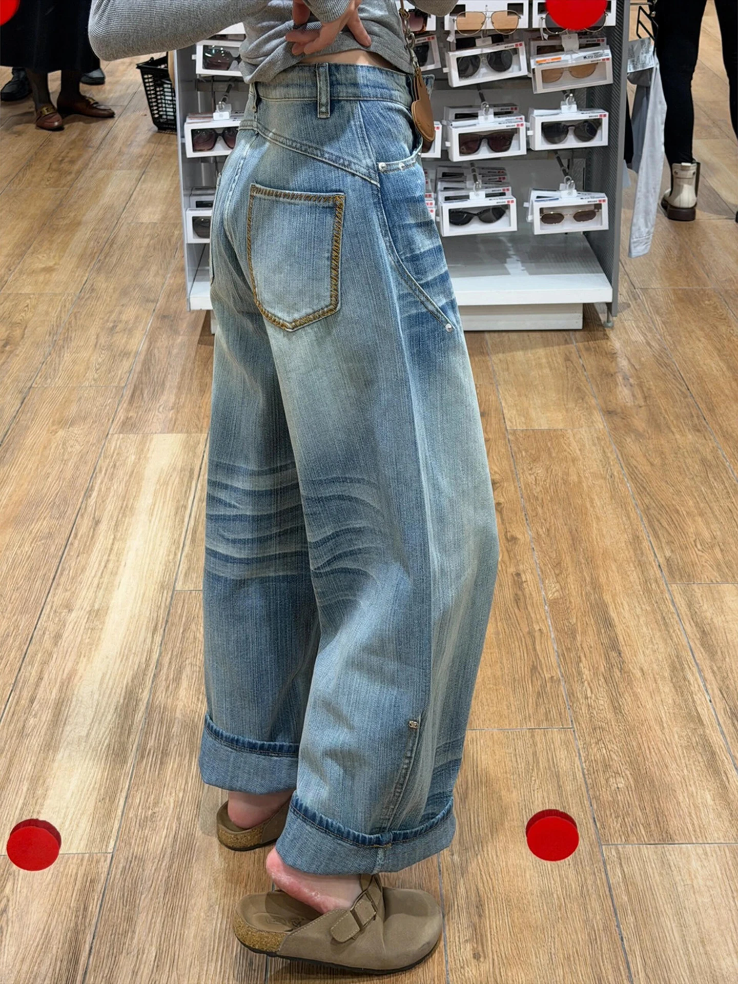 

Ретро-джинсы в американском стиле с эффектом потертости для мужчин и женщин, прямые и широкие брюки Cleanfit с дизайнерским кроем