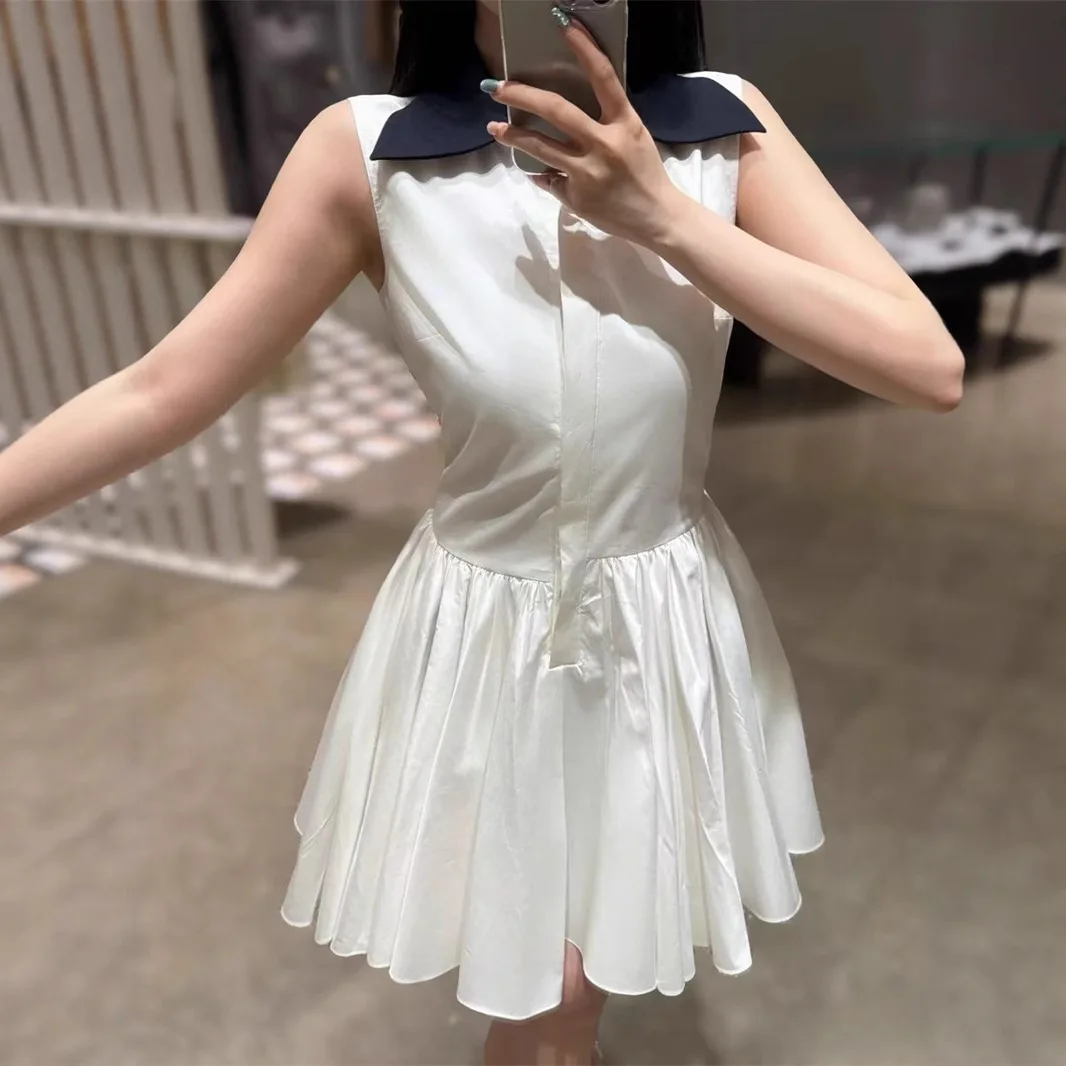 

Elegant Short Sleeveless Cotton Dress with Stand Collar Color Block Waist Cinched Dress for Women Autumn Season Fashion