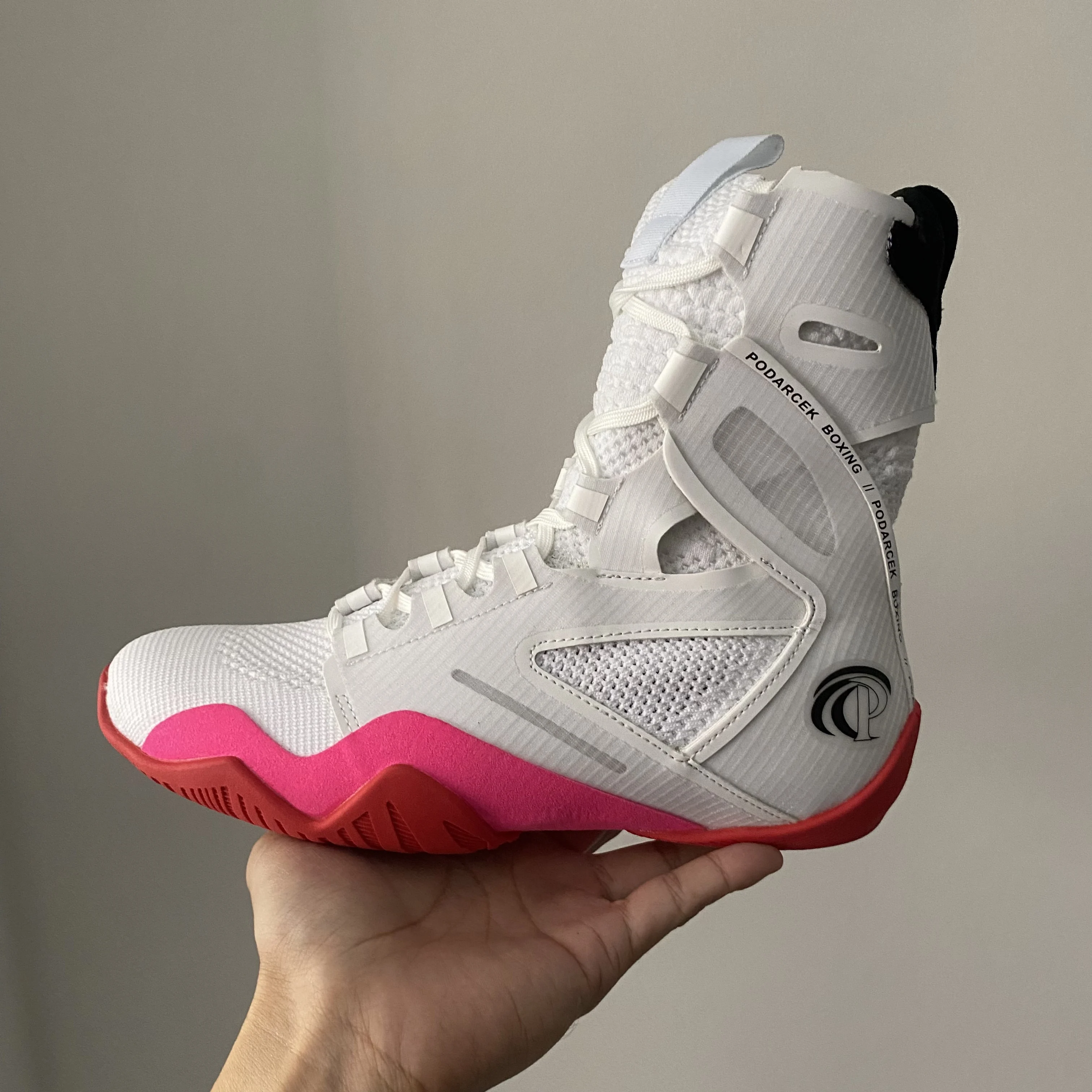 

Unisex Professional Wrestling Boots Men's Women's Wear-resistant Fighting Shoes Breathable Training Sneakers Boxing Shoes
