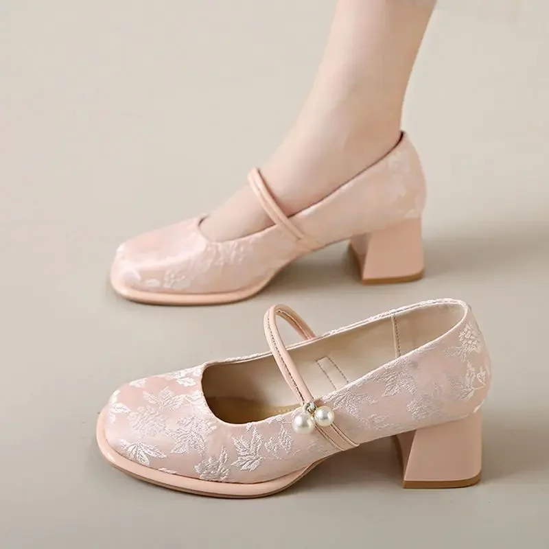 

Туфли на высоком каблуке, женские босоножки с юбкой Cheongsam на толстом каблуке и лошади, новые летние туфли в китайском стиле