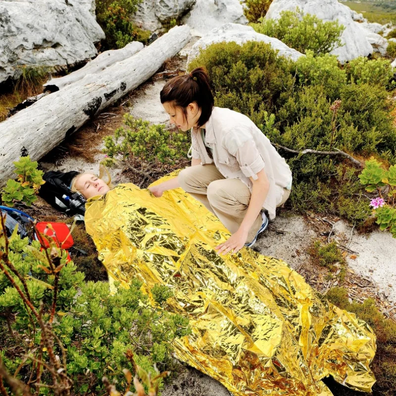 Survival Blanket Reflective - 20 SZTUK Niepakowanych, Dużych Koców Termicznych