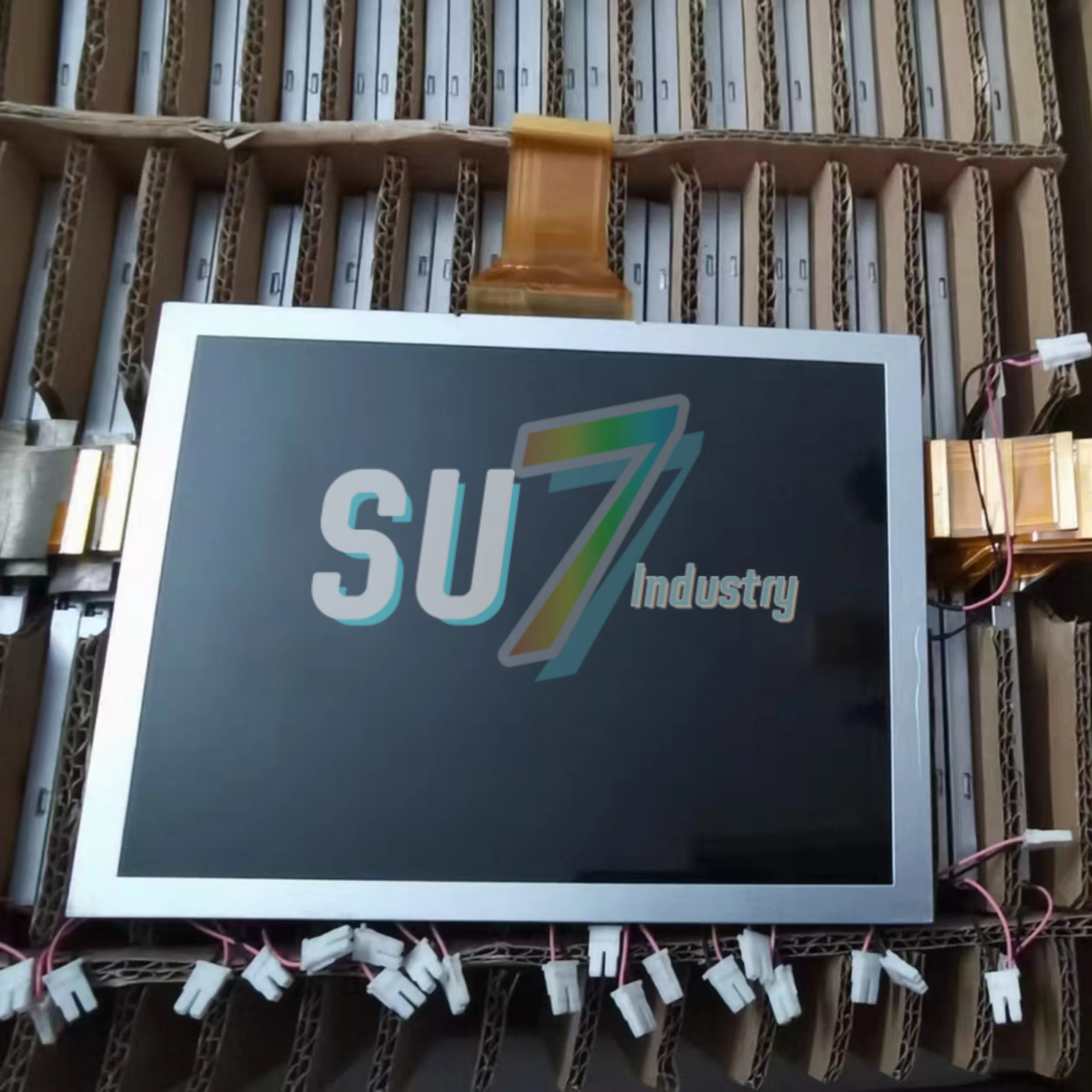 شاشة LCD أصلية جديدة AT070TN83 V.1 AT080TN52 V.1 AT080TN64