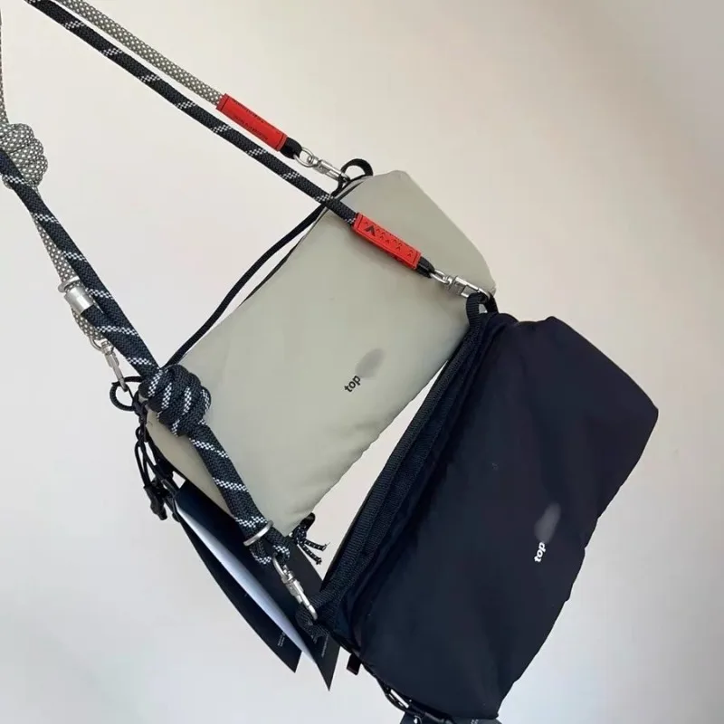 

Water bottle bag, fashionable and niche outdoor cycling backpack, ultra lightweight and portable sports crossbody bag