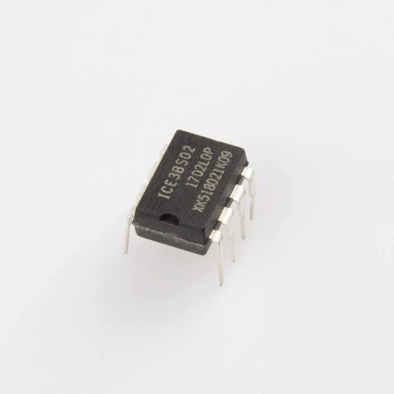 ICE3BS02 Straight plug-in DIP8 package Power management chip Quality assurance Large quantity and excellent price