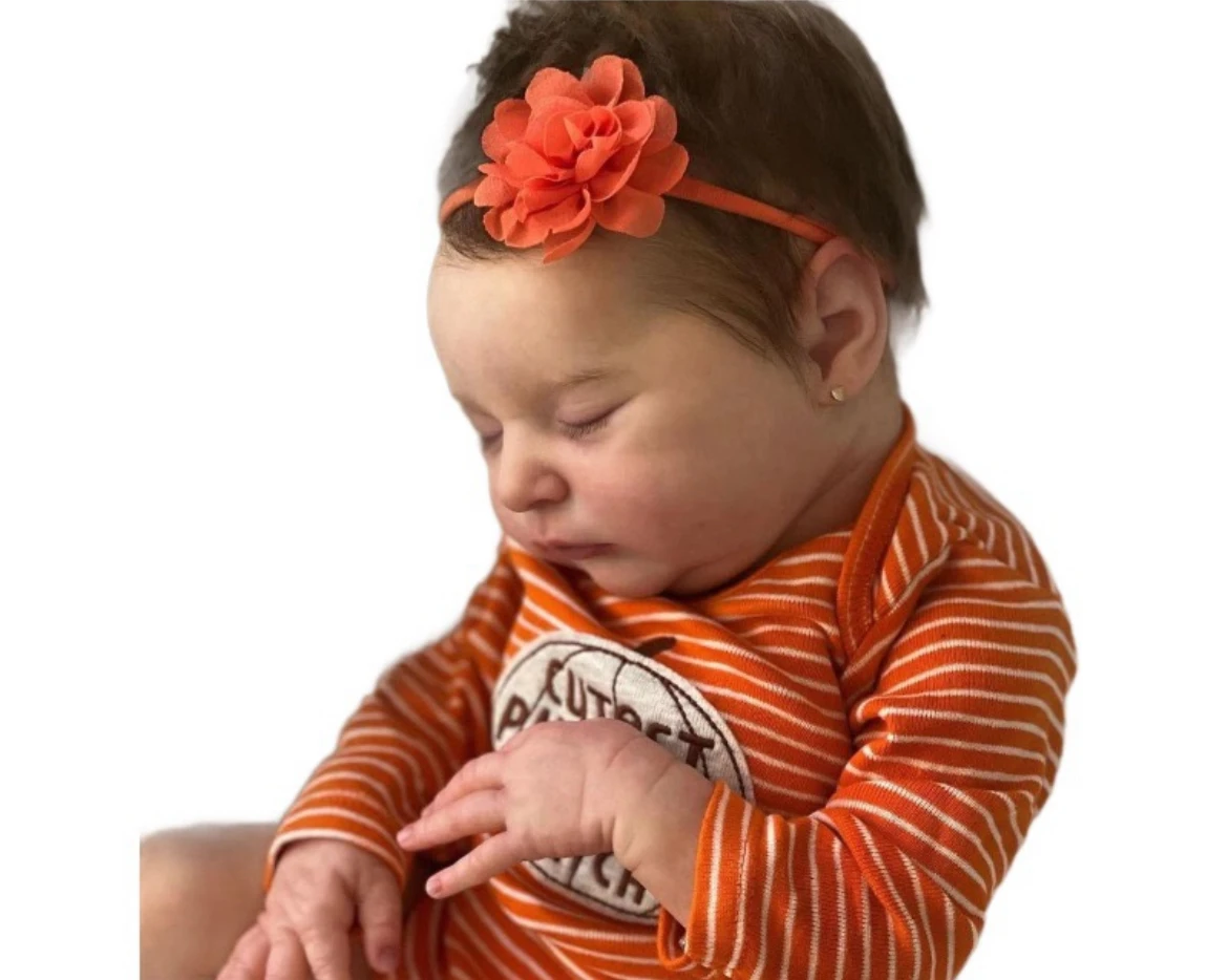 19-calowa Laura Deluxe Reborn Baby Girl - realistyczna twarz śpiąca |   Ręcznie szyte stroje Couture |   Bezpieczny i przytulny prezent dla dzieci