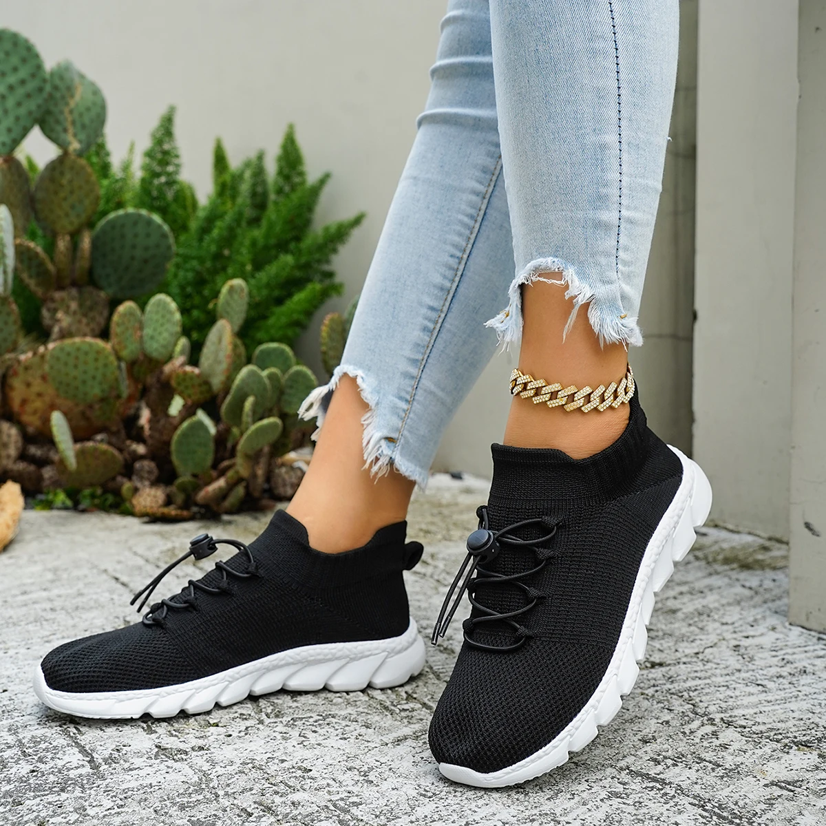 Casual Women's Wide Fit Sneakers Flats Minimalist Breathable Wide Width Sneakers Mesh Barefoot Walking Shoes
