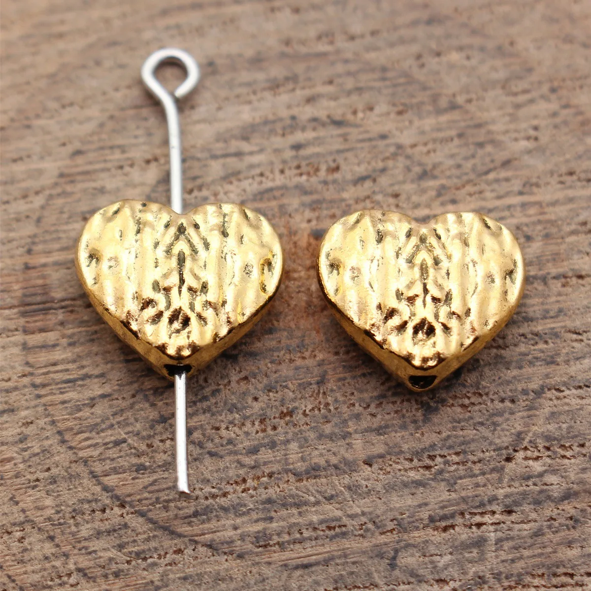 20pcs 12x11mm(0.47x0.43inch) 3 Colors Textured Heart-Shaped Beads Jewelry Making