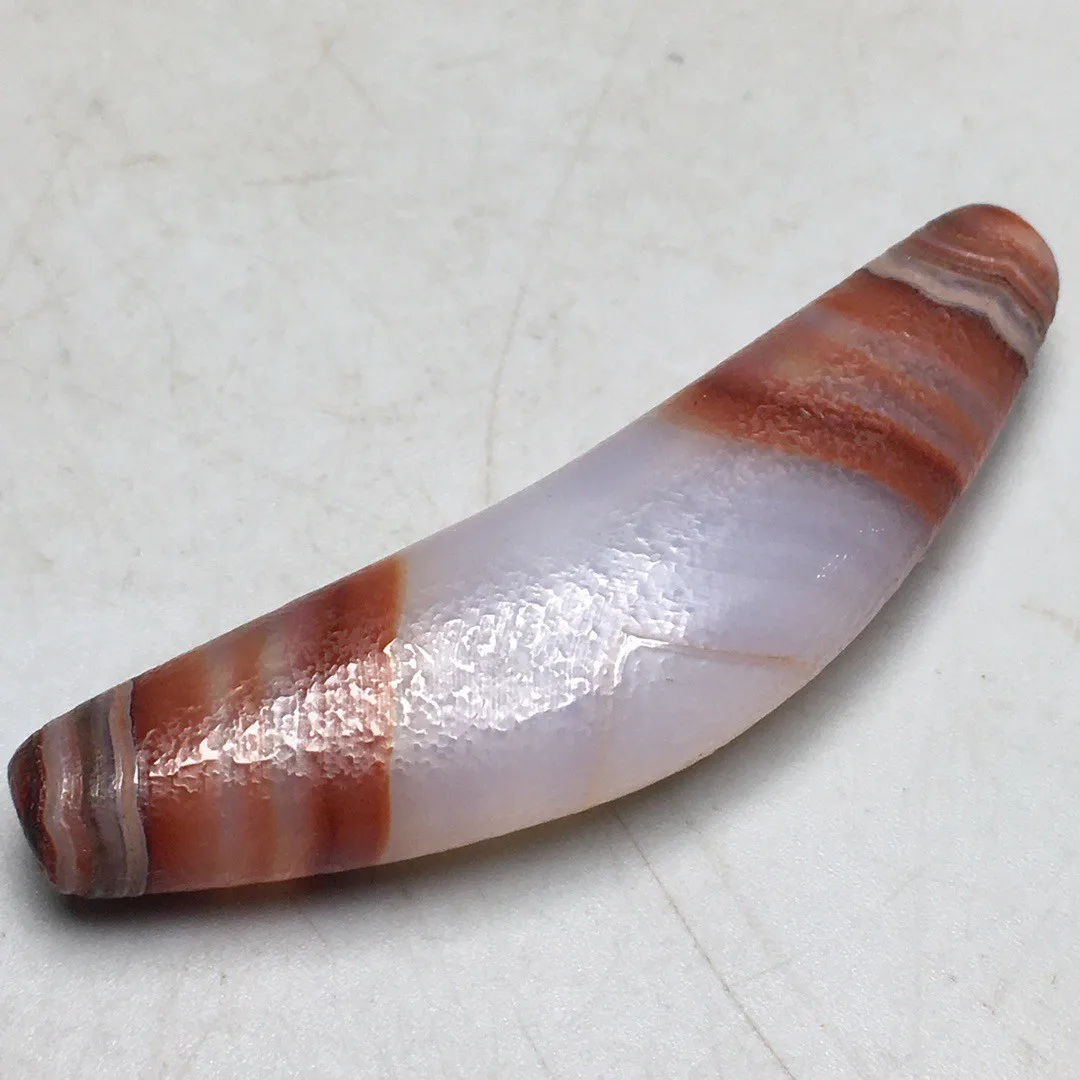 Unique Tibetan Natural Red Old Agate Dzi Silkworm Lines Horn Bead 58mm S0417