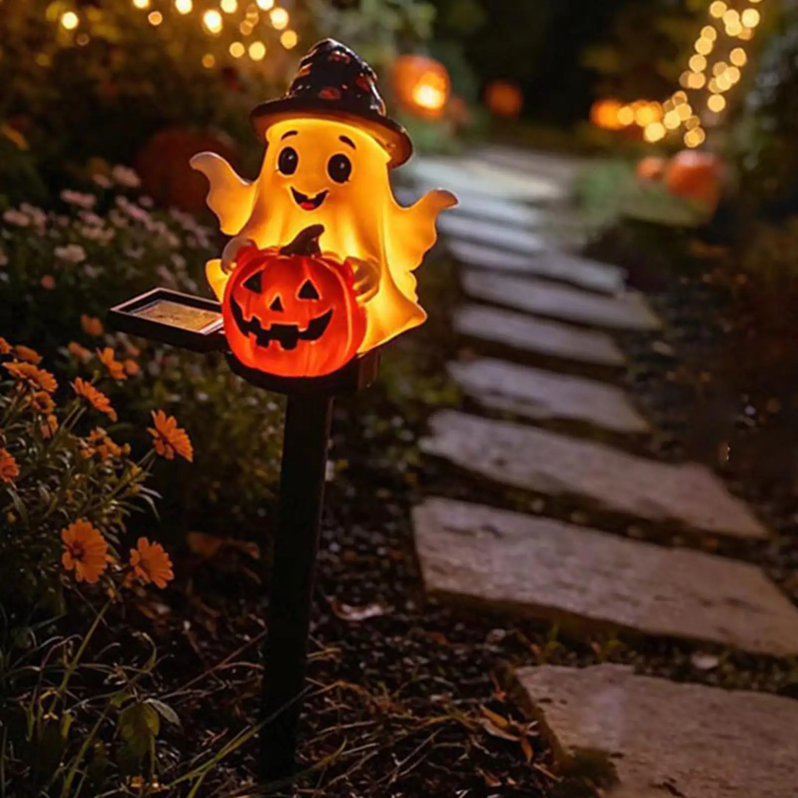 Halloween Stake Lights Waterproof Resin Sculpture Decoration Solar Ghost Pumpkin Garden Stake Light For Garden Courtyard Patio