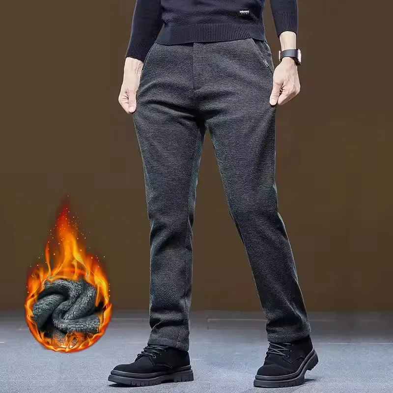Pantaloni casual spessi in pile invernale Pantaloni classici versatili slim fit da lavoro da uomo Pantaloni da lavaggio per abbigliamento formale a media elasticità