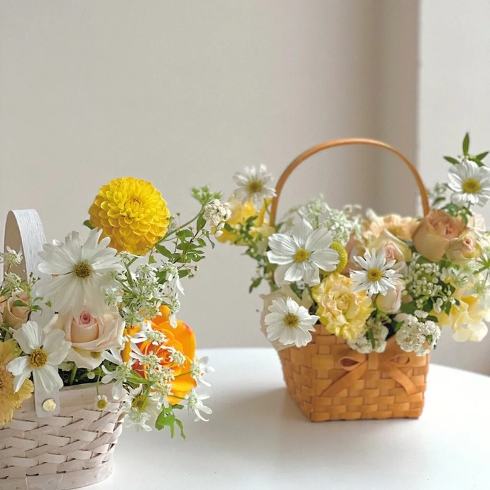 Willow Rattan Bride Flower Basket Hand-Woven with Handle Bowknot Flower Basket Picnic Container Picnic Weaving Basket Wedding