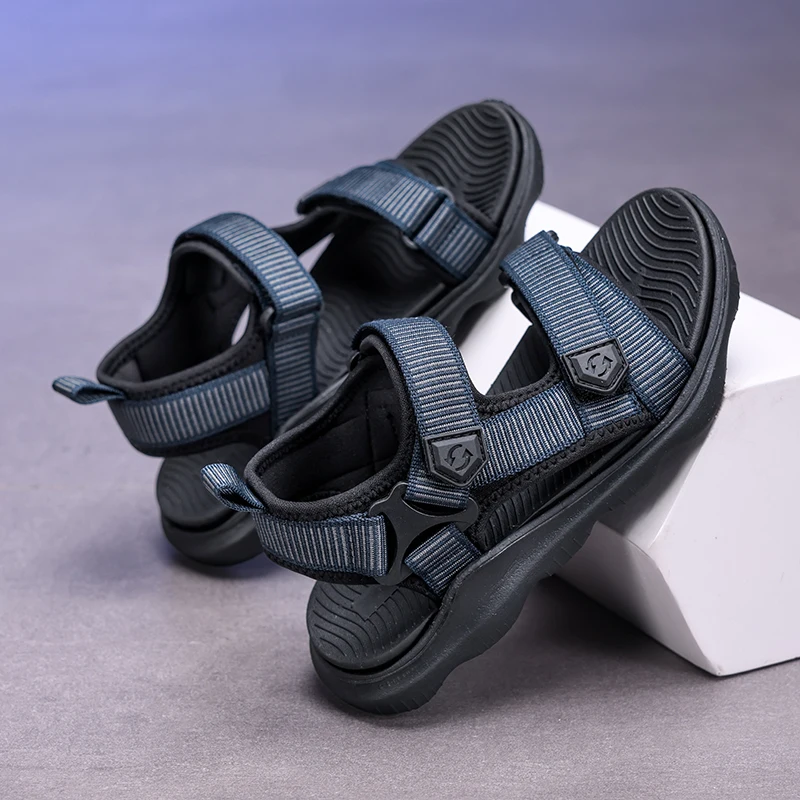 

A pair of children's summer open-toe sandals with air cushion shock absorption function, suitable for beach wear, MF-25-3NN
