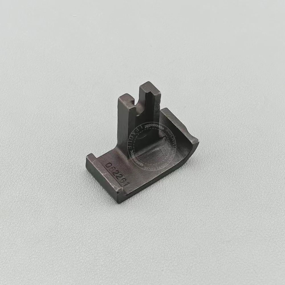 062261 Presser foot right for Newlong DS-9A / DS-2II Double thread chain stitch/ Bag closing sewing head Sewing Machine Parts