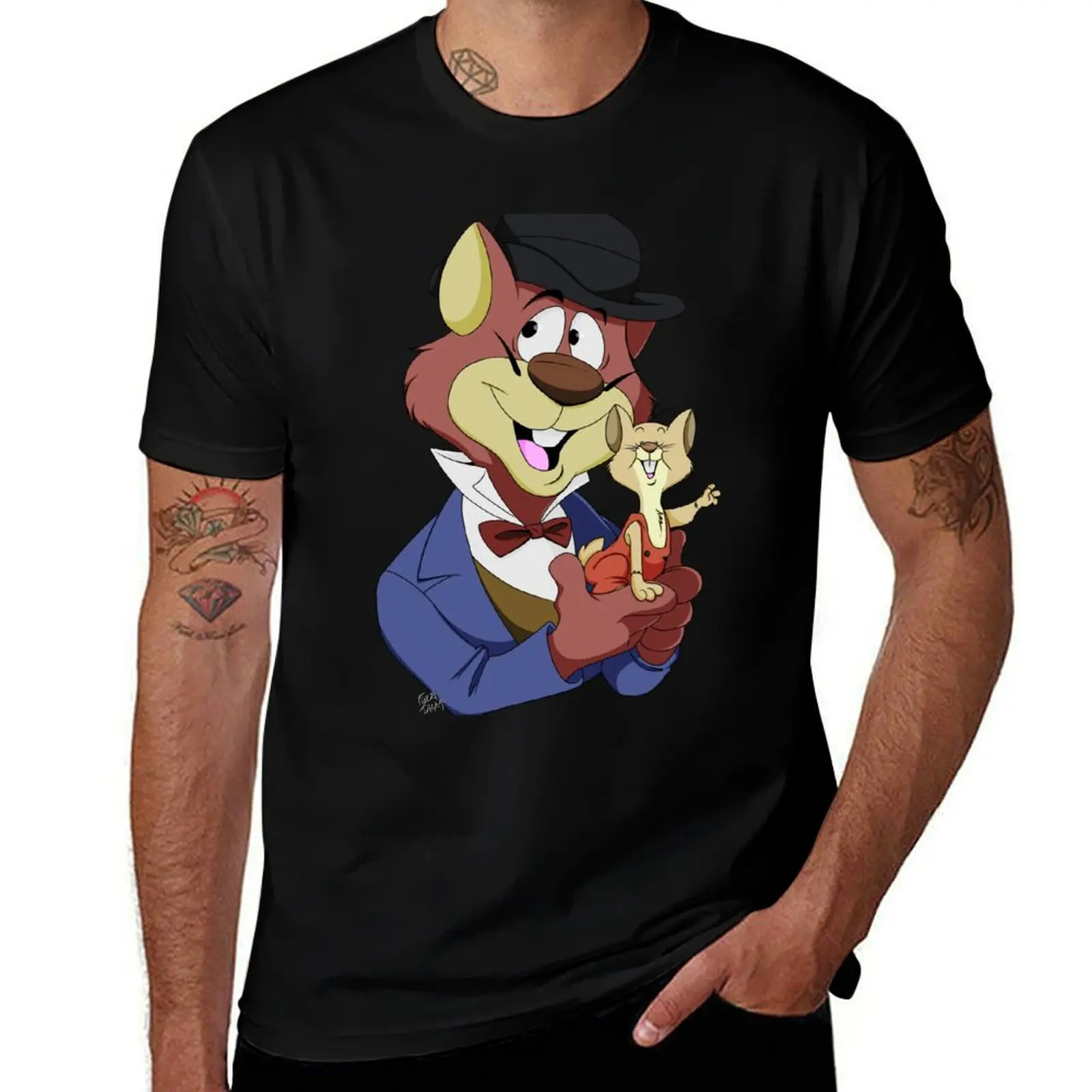 Camiseta Rigodon y Tico, de corte holgado y disponible en tallas grandes.