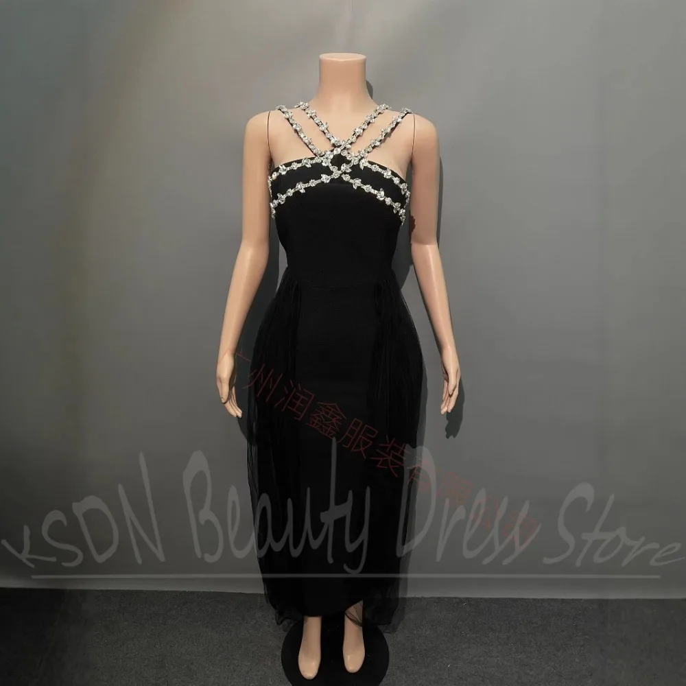 Eleganckie sukienki damskie kryształy Halter proste suknie wieczorowe czarne nowe modne proste sukienki bez rękawów do podłogi