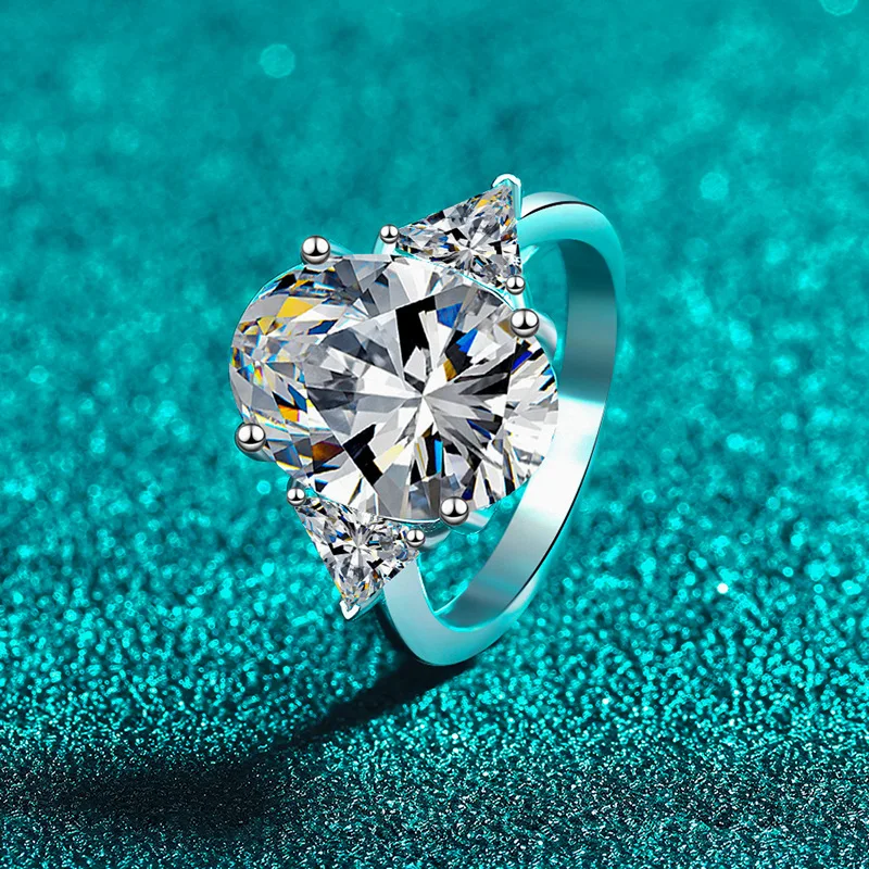 Women's Oval Inverted Triangle 9ct Moissanite Ring PT950 Platinum - 9ct Sparkles, Bold Shape, Premium Platinum Vibe