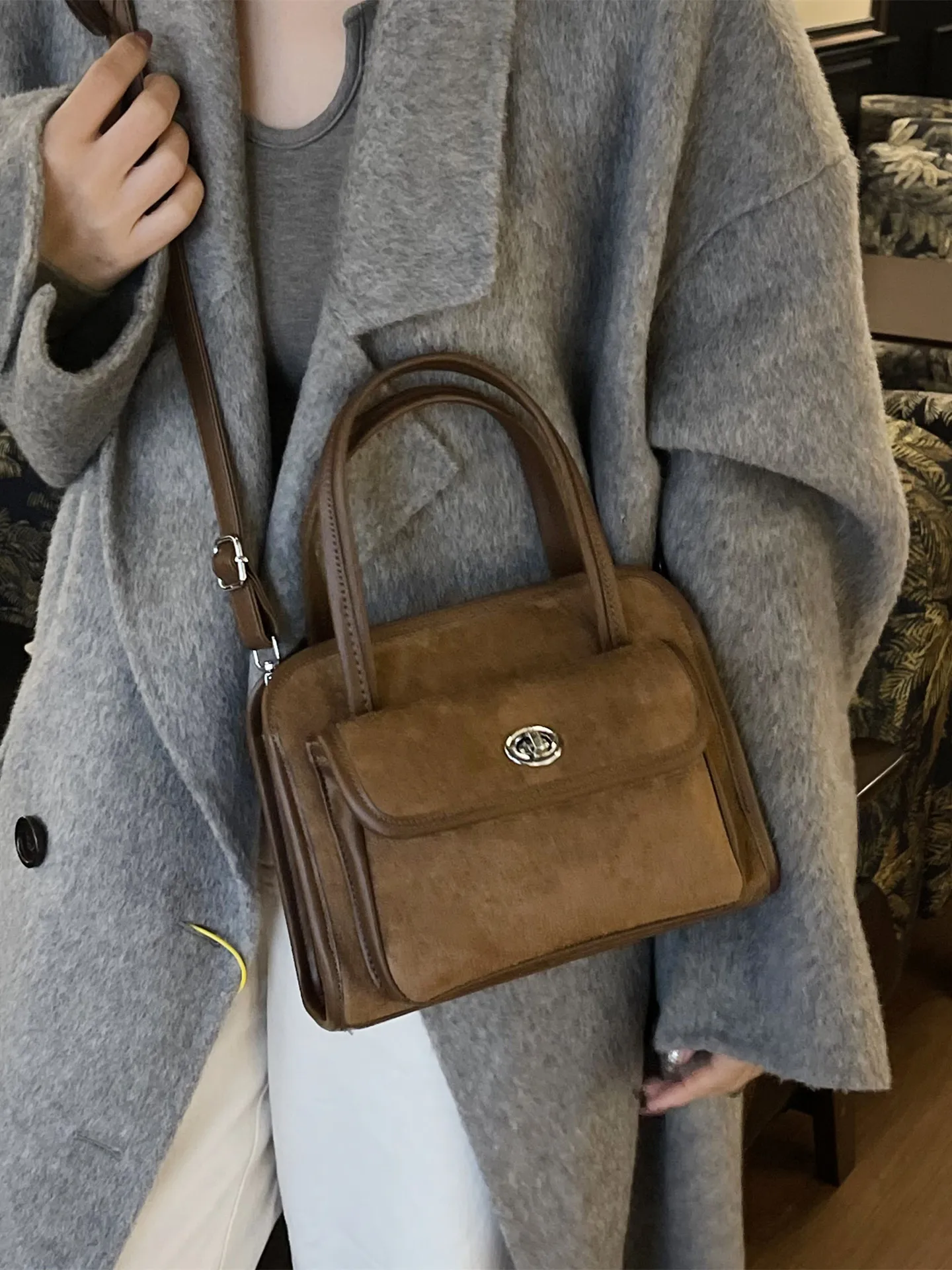 

Faionable Suede Crossbody Bag Women's Versatile Retro oulder Bag Lo Bule Handbag Korean Sle Casual Pure Color Bag