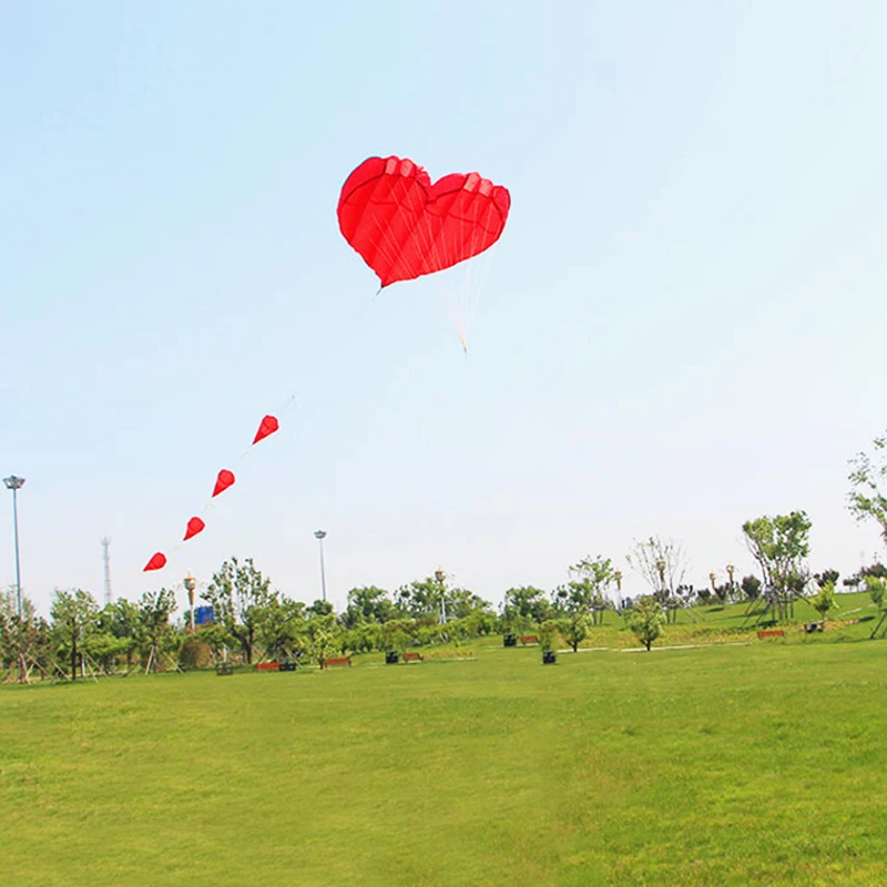 5m 러브 하트 소프트 연 플라이 나일론 패브릭 연 어린이를위한 야외 장난감 스포츠 장난감 성인을위한 연 바람 연 쌍안경 전원