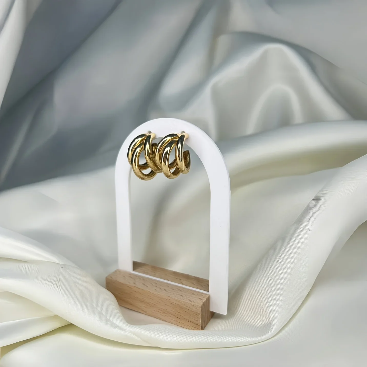 Gorgeous Acrylic Earring Display Stand with Wooden Base - Jewelry Retail Stand for Stud and Dangle Earrings, Arched Design