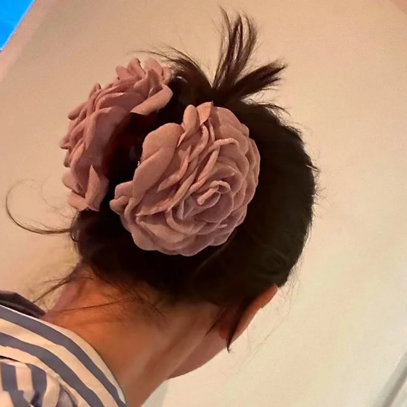 Exaggerate Big Rose Flower Large Hair Claw Clip Elegant Korean Lady Fabric Rose Flower Hair Claw Hairpin Women Girls Accessories