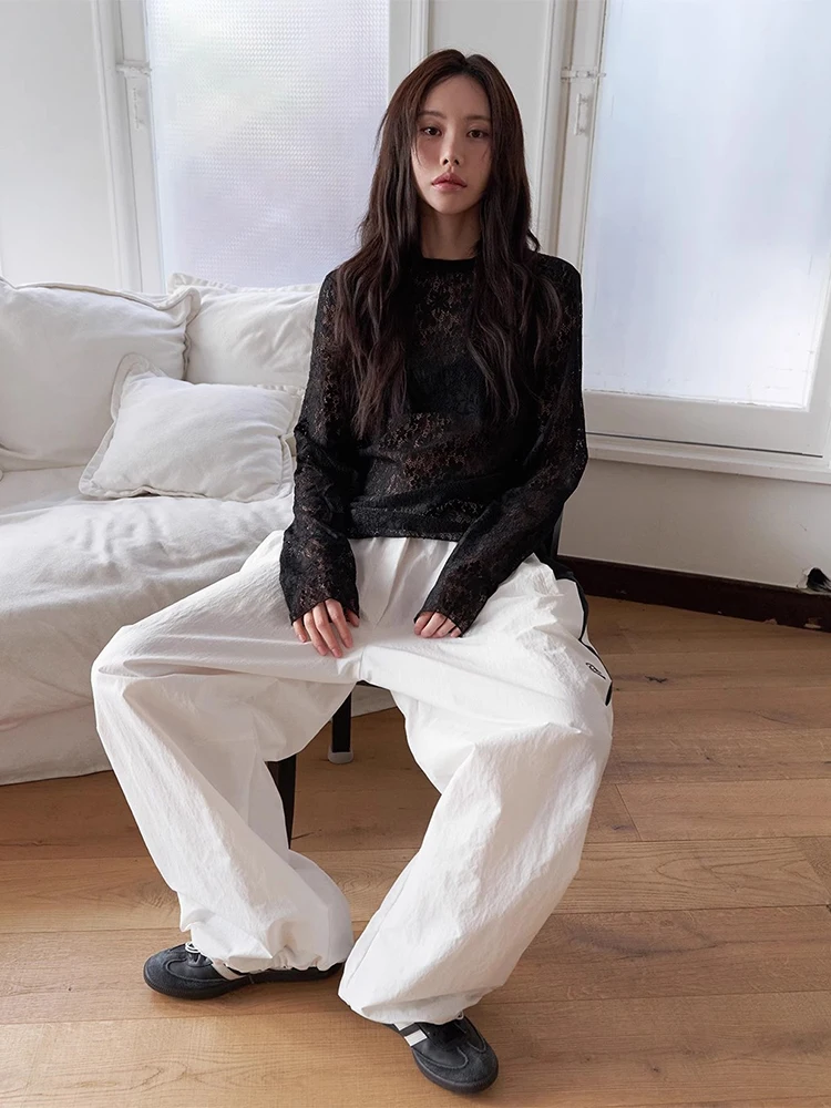 

Шикарная летняя новая свободная тонкая солнцезащитная кружевная женская футболка с объемным крючком и цветочным дизайном, корейская версия Co...