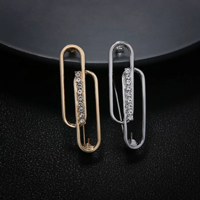 Fashion Rhinestones Brooches New Silver Color Metal Pins Brooch Women Cardigan Shawl Scarf Buckle Clothing Accessories Gifts